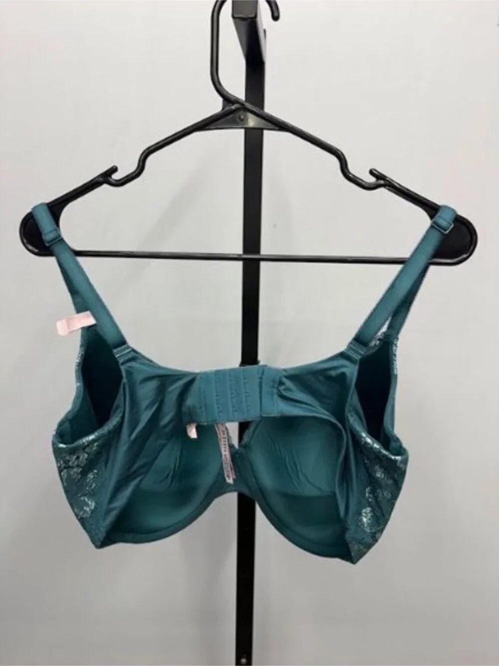 Victoria's Secret Body by Victoria Lined Perfect Coverage Teal Lace Bra